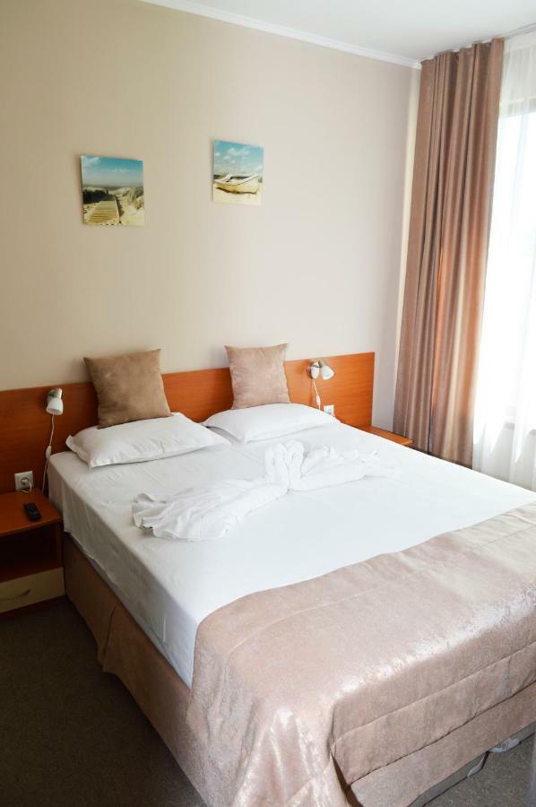 Paradise Hotel & Relax Center بوموري المظهر الخارجي الصورة